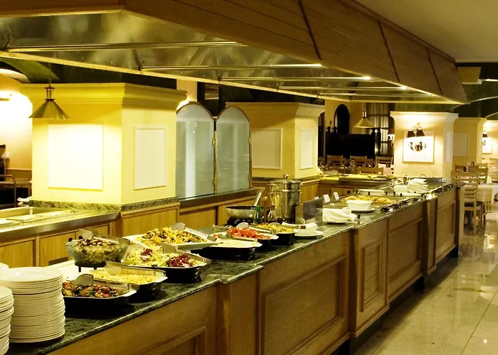 Santana & Otel St. Paul's Bay