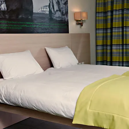 Santana Hotel 4*
