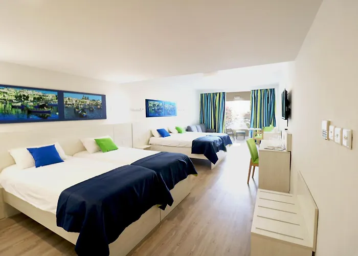 Santana & 4* St. Paul's Bay