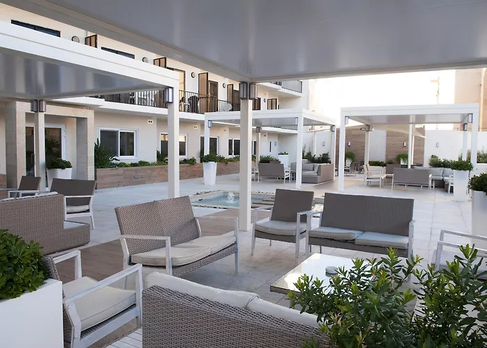 Hotel Santana & St. Paul's Bay