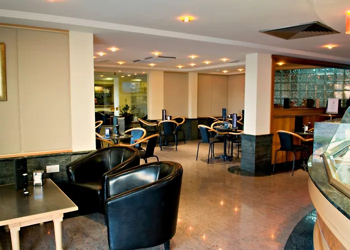 Santana & Hotel St. Paul's Bay