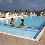 Otel Santana &