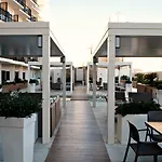 Santana & Otel 4*