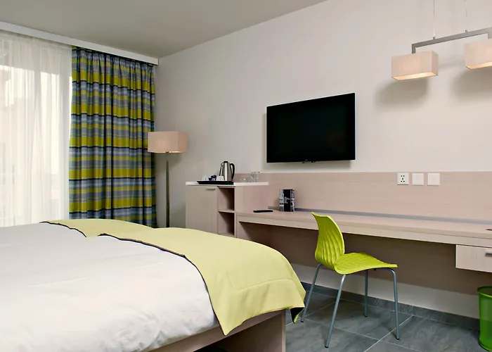 Santana & 4* St. Paul's Bay